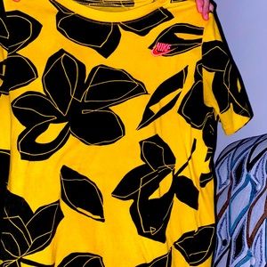 Nike shirt yellow